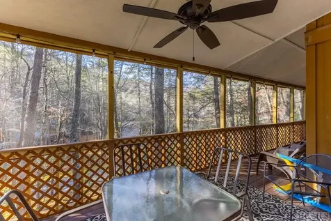 69 Chatterbox Way Sapphire NC 28774
