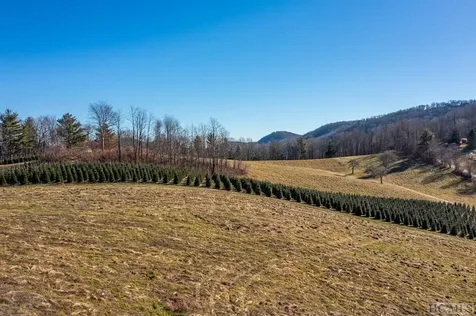 3760 Big Ridge Road Glenville NC 28736