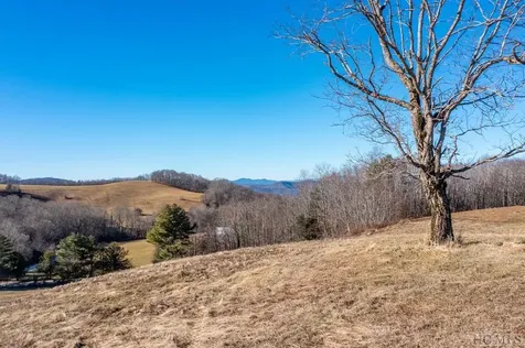 3760 Big Ridge Road Glenville NC 28736