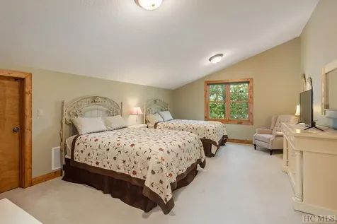 50 Heather View Lane Sapphire NC 28774