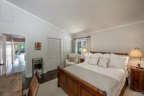 2488 W Club Lake Toxaway NC 28747