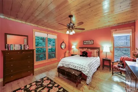 939 W Christy Trail Sapphire NC 28774