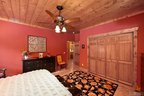 939 W Christy Trail Sapphire NC 28774