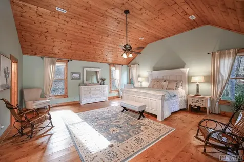 939 W Christy Trail Sapphire NC 28774