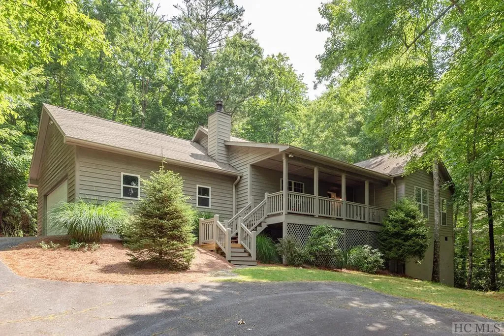 42 Mayapple Drive Sapphire NC 28774
