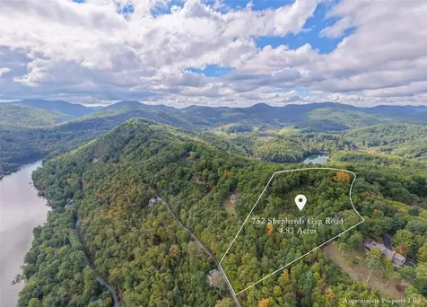 752 Shepherds Gap Road Cullowhee NC 28723