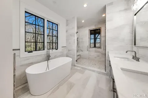 471 Sherwood Forest Road Highlands NC 28741