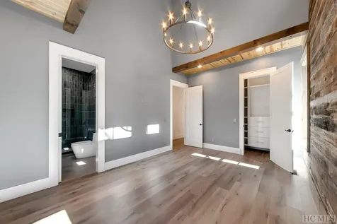 471 Sherwood Forest Road Highlands NC 28741