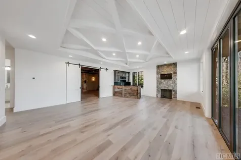 471 Sherwood Forest Road Highlands NC 28741