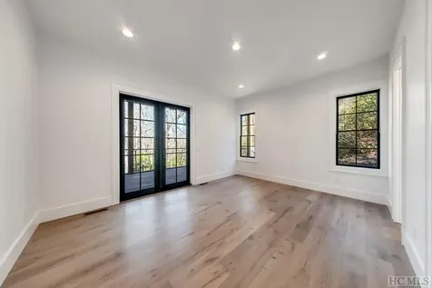 471 Sherwood Forest Road Highlands NC 28741