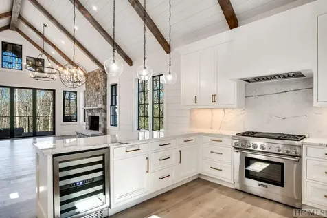 471 Sherwood Forest Road Highlands NC 28741