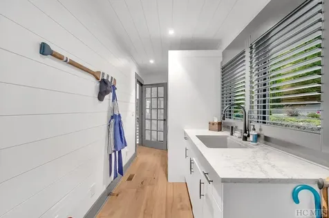 843 North Club Boulevard Lake Toxaway NC 28747