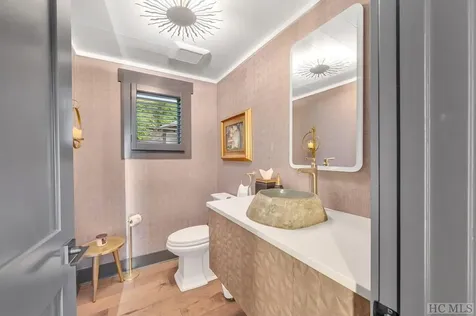 843 North Club Boulevard Lake Toxaway NC 28747