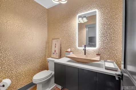 843 North Club Boulevard Lake Toxaway NC 28747