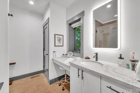 843 North Club Boulevard Lake Toxaway NC 28747