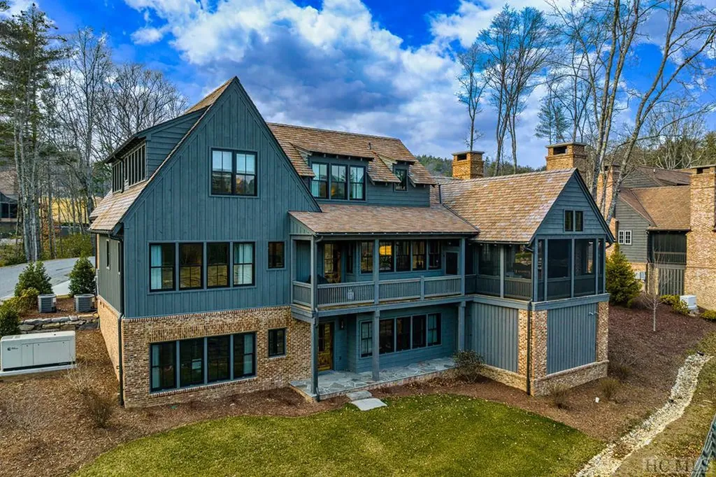 197 Jupiter Lane Cashiers NC 28717