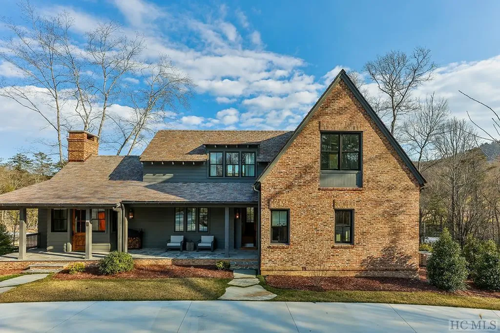 197 Jupiter Lane Cashiers NC 28717