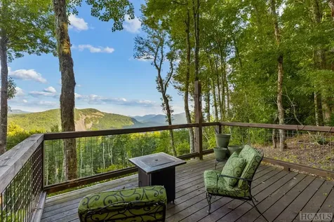 746 Breedlove Road Glenville NC 28736