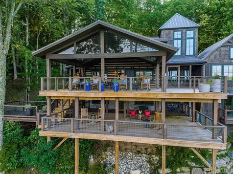 746 Breedlove Road Glenville NC 28736