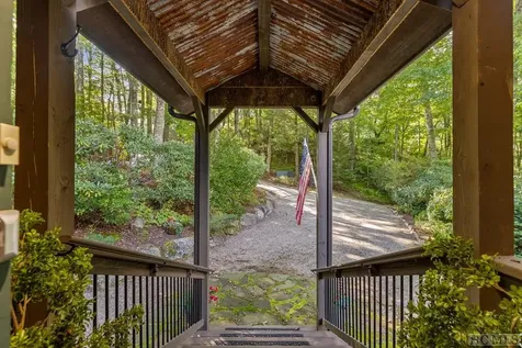 746 Breedlove Road Glenville NC 28736