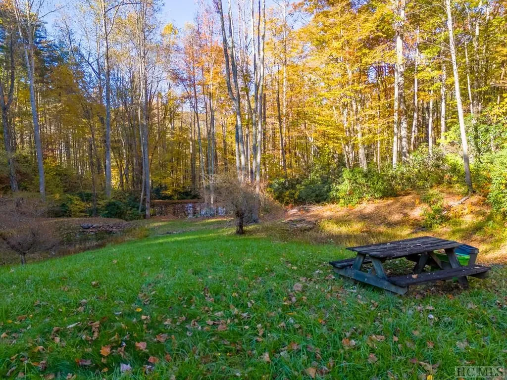 525 Comanche Road Cullowhee NC 28723