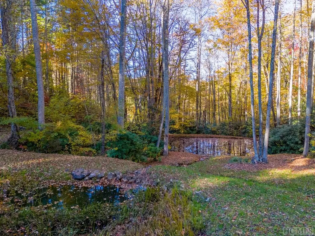 525 Comanche Road Cullowhee NC 28723