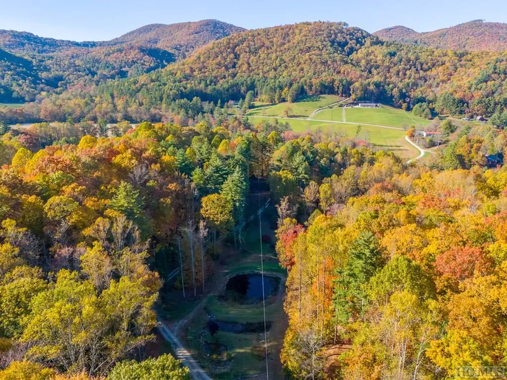 525 Comanche Road Cullowhee NC 28723