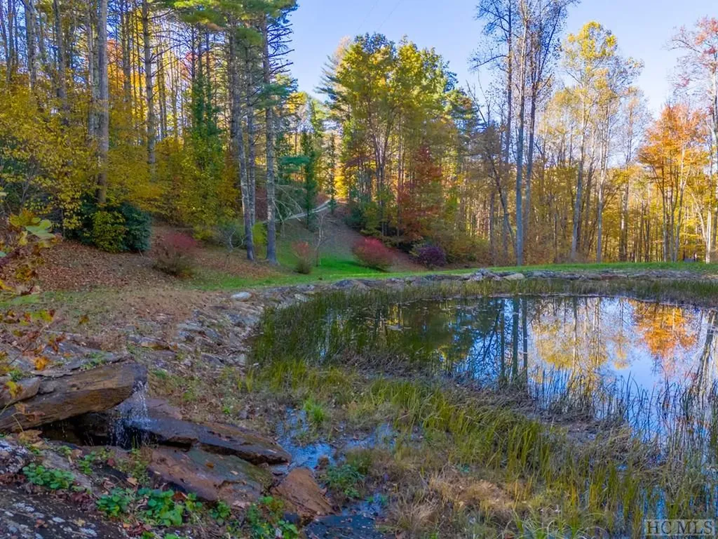 525 Comanche Road Cullowhee NC 28723