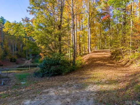 525 Comanche Road Cullowhee NC 28723