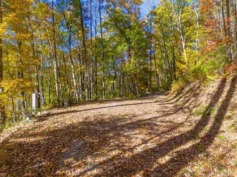 525 Comanche Road Cullowhee NC 28723