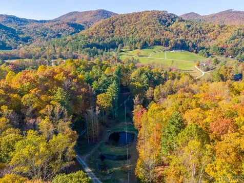 525 Comanche Road Cullowhee NC 28723