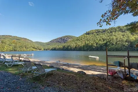 407-1B Overlook Road Sapphire NC 28774