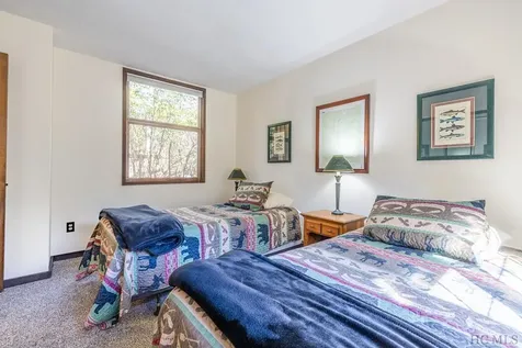 38 Lonely Mountain Drive Sapphire NC 28774