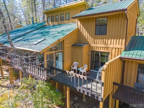 38 Lonely Mountain Drive Sapphire NC 28774