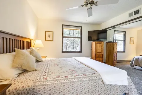 38 Lonely Mountain Drive Sapphire NC 28774