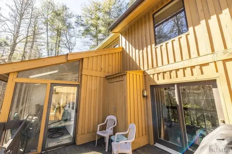 38 Lonely Mountain Drive Sapphire NC 28774