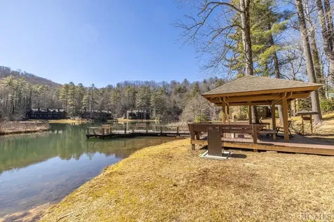 38 Lonely Mountain Drive Sapphire NC 28774