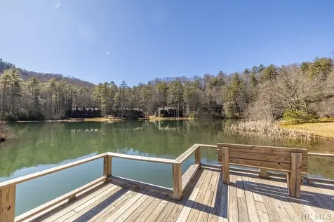 38 Lonely Mountain Drive Sapphire NC 28774
