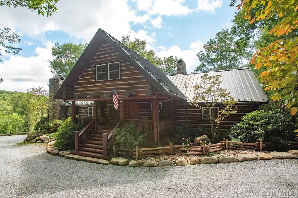 1446 East Bald Rock Drive Sapphire NC 28774