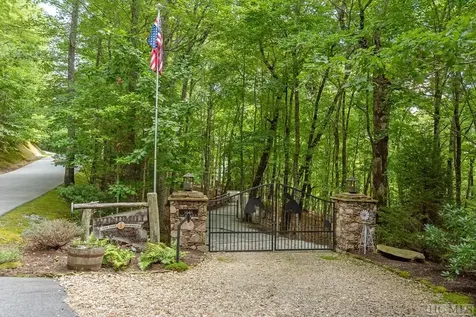 1446 E Bald Rock Sapphire NC 28774