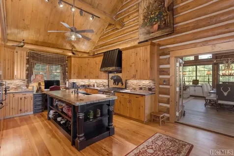 1446 E Bald Rock Sapphire NC 28774