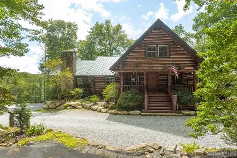 1446 E Bald Rock Sapphire NC 28774