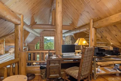1446 E Bald Rock Sapphire NC 28774