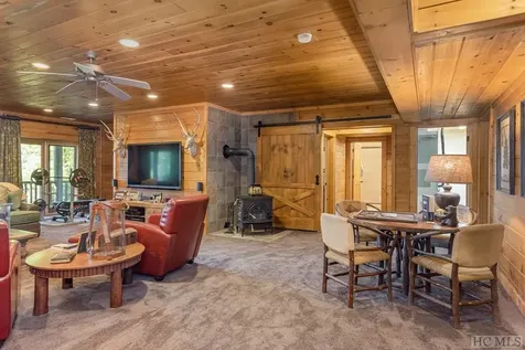 1446 E Bald Rock Sapphire NC 28774