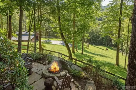 1446 E Bald Rock Sapphire NC 28774