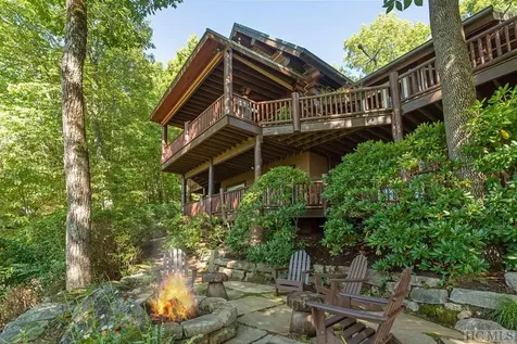 1446 E Bald Rock Sapphire NC 28774