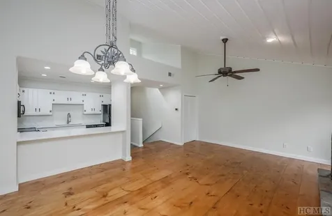 233 Meadow Way Sapphire NC 28774