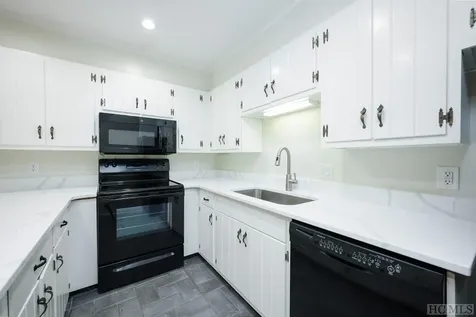 233 Meadow Way Sapphire NC 28774