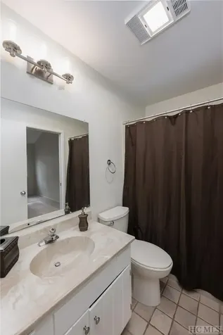233 Meadow Way Sapphire NC 28774