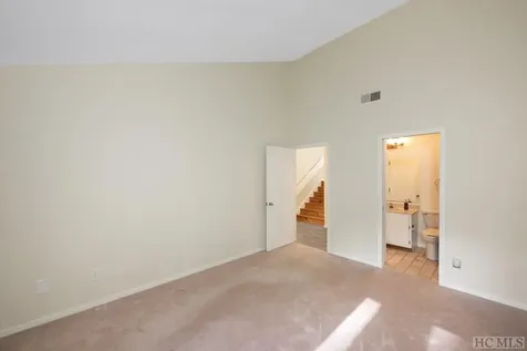 233 Meadow Way Sapphire NC 28774